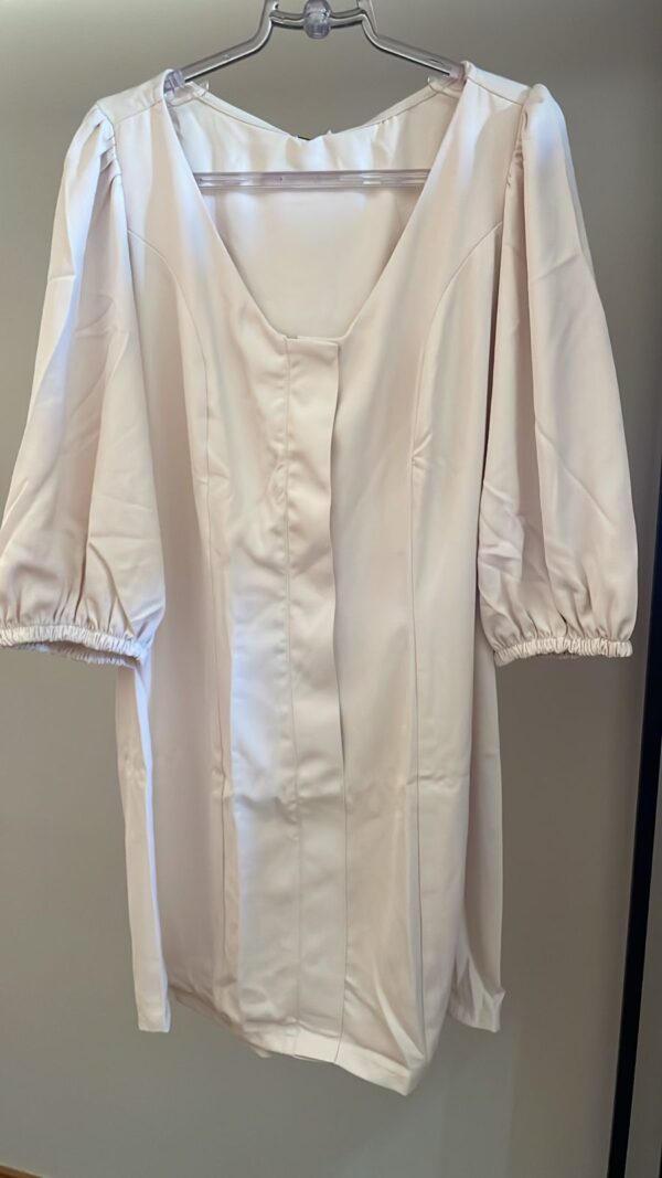 Vestido Curto Lorena Bege - Flor Linda - M