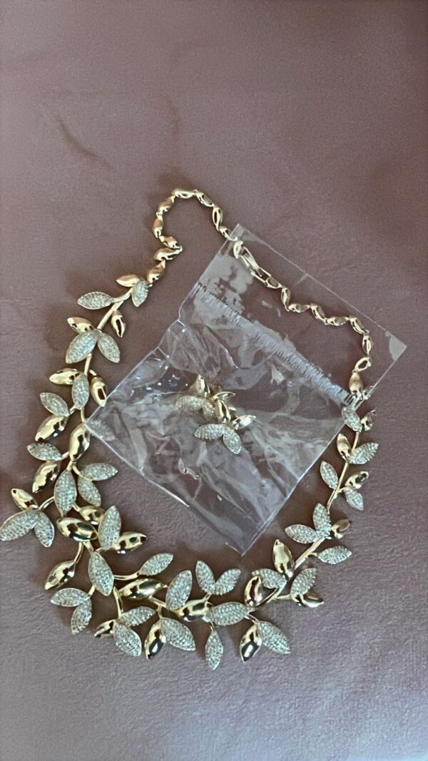 Colar Flor Zirconia